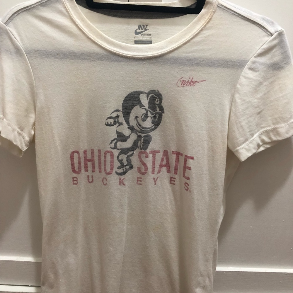 NIKE Buckeye T Shirt S